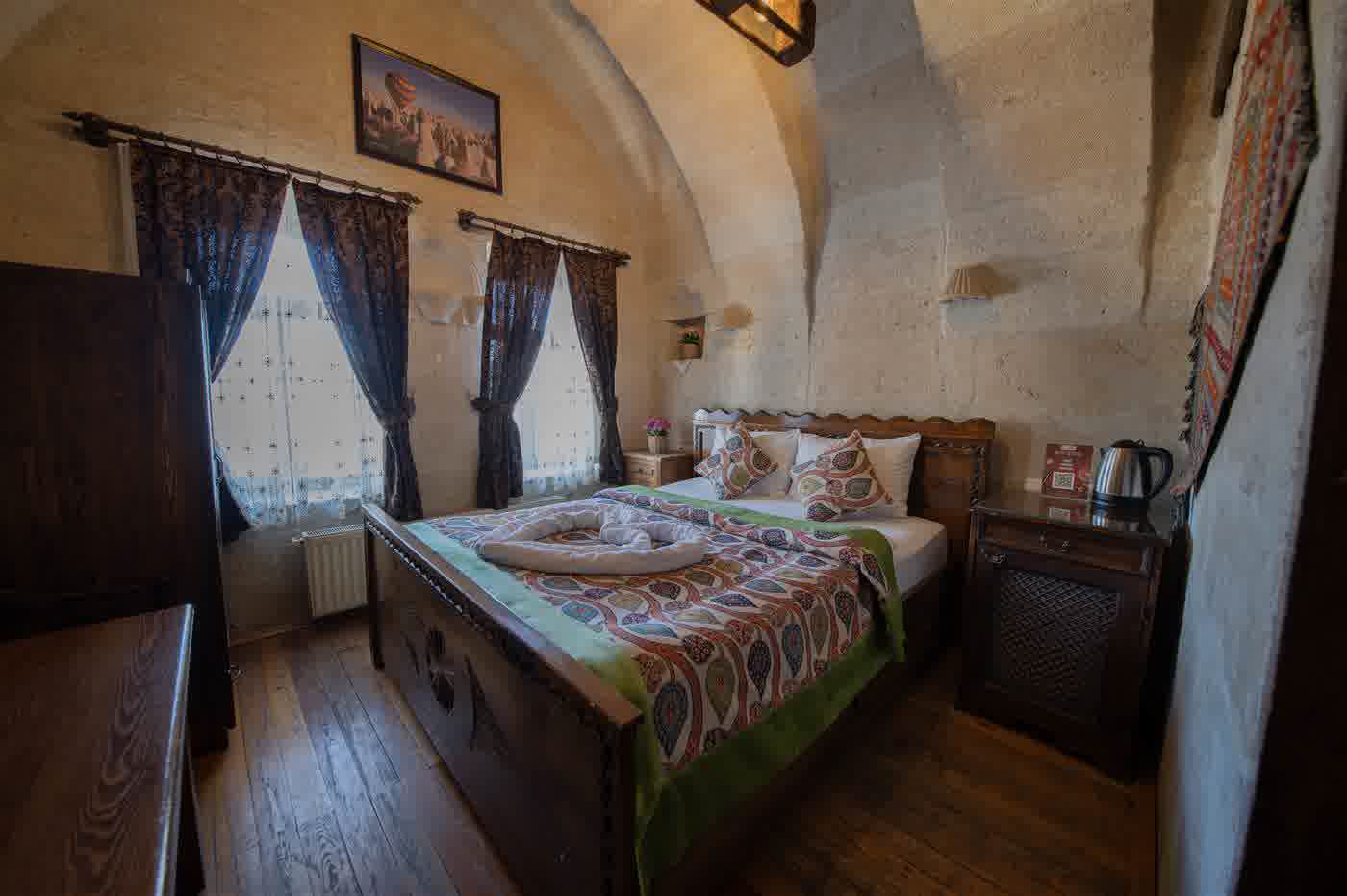 Standard Stone Double Room detail