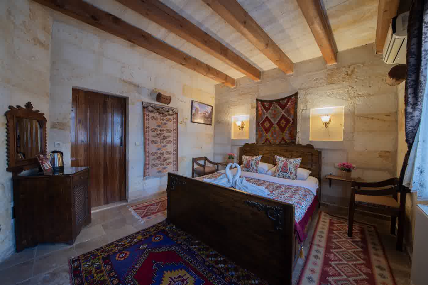 Standard Stone Double Room 106 detail