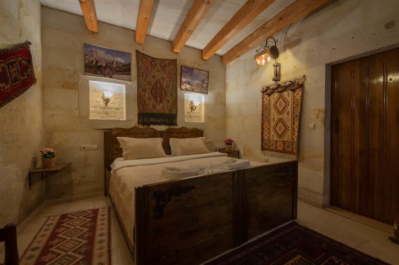 Standard Stone Double Room 107 detail