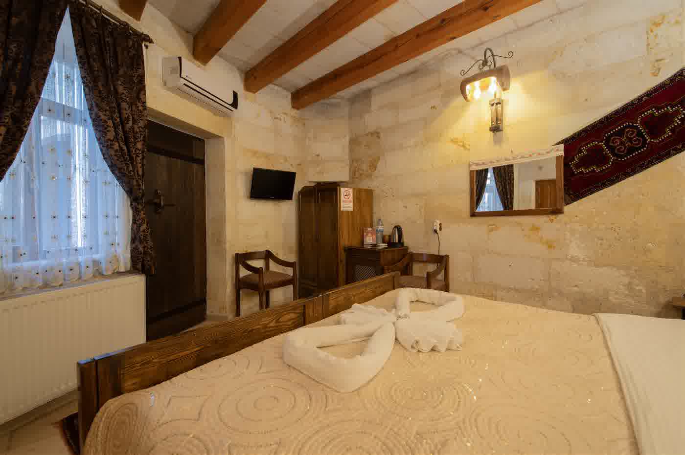 Standard Stone Double Room 107 detail