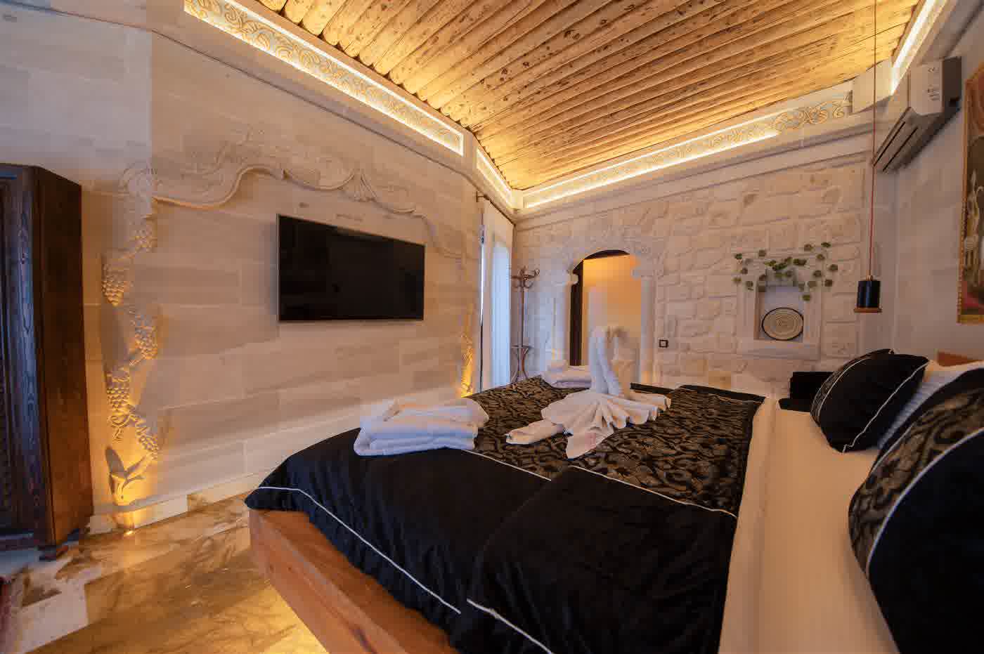 Luxury Suite detail